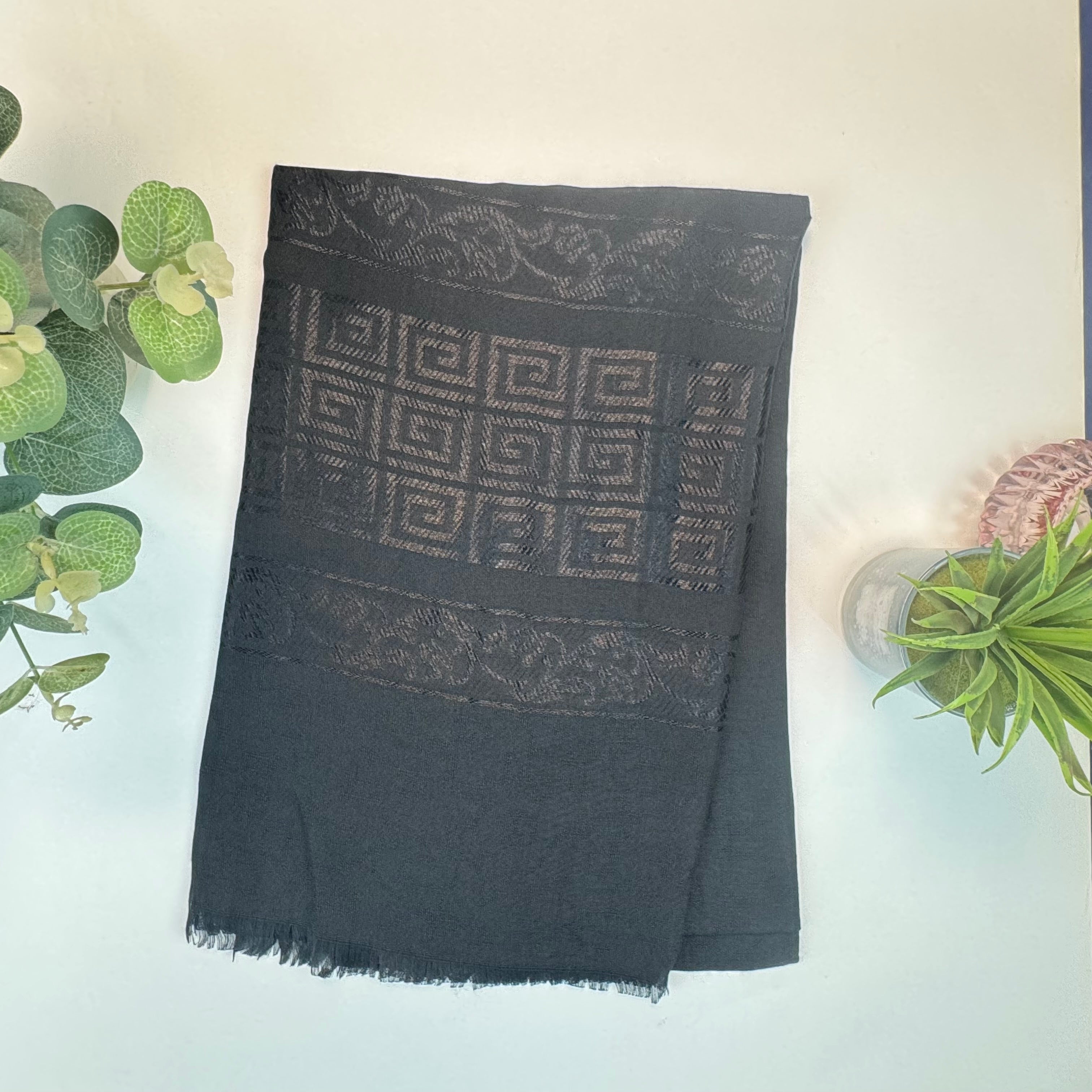 Abaya Staller