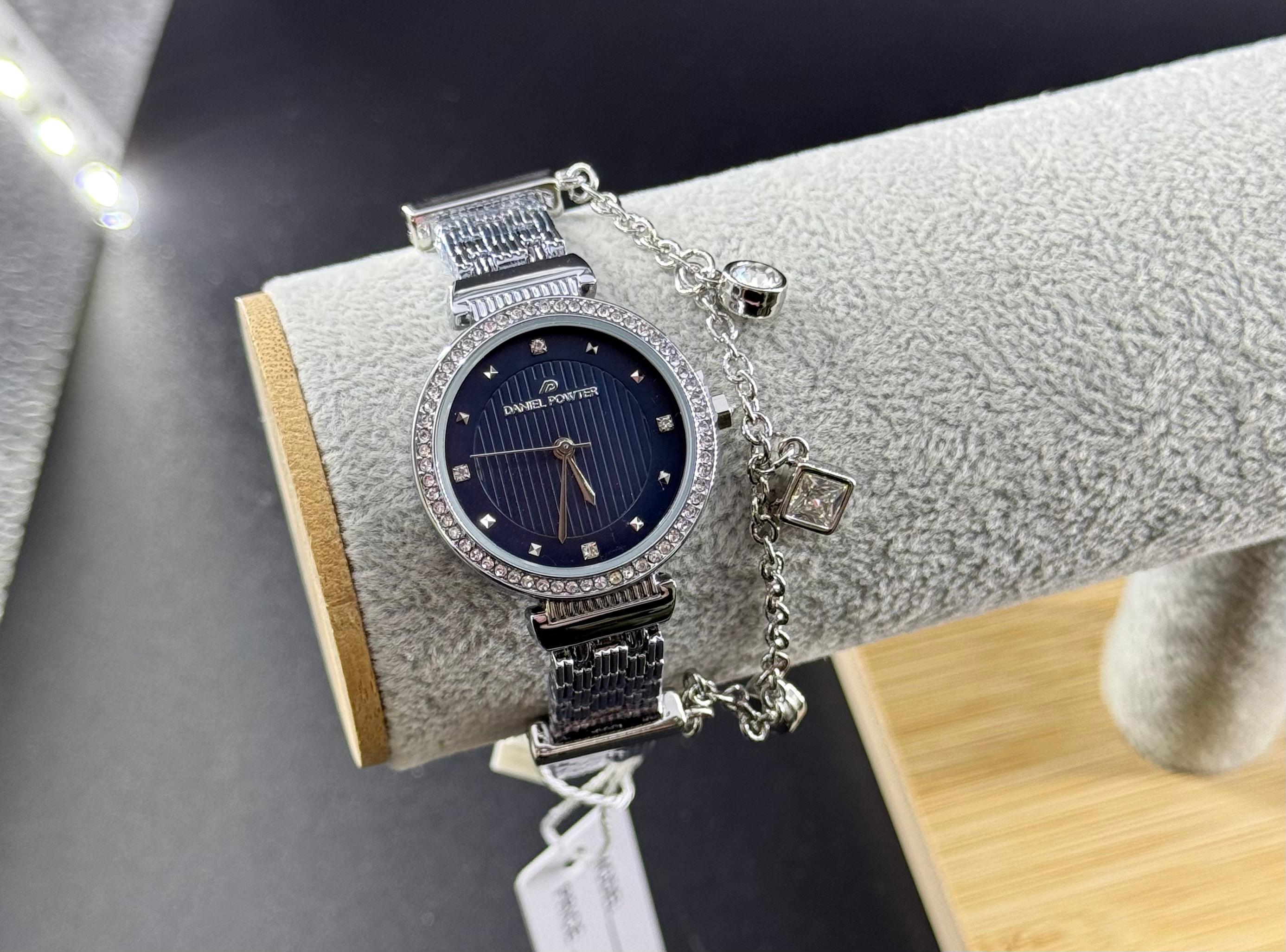 Daniel Powter Ladies Watch L04